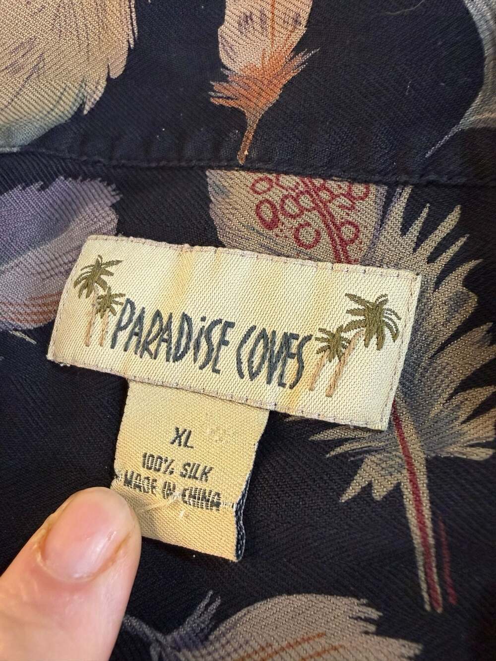 Paradise Coves 100% Silk Black Feather Print Hawaiian Short Sleeve Shirt XL - Picture 3 of 6